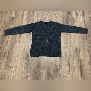 Women's size medium, Architect brand, acrylic & polyester sweater.